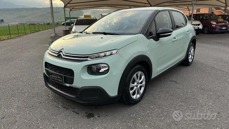 Verde Usata 2019 Citroën C3 Feel Tre volumi | 7990 € (Buon prezzo) - Immagine 1/4