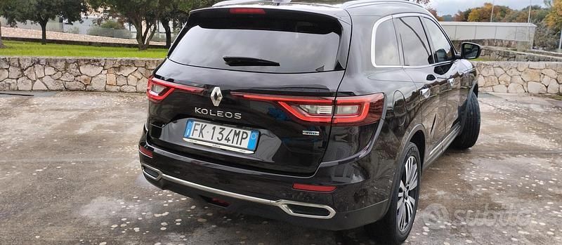 Usata Renault Koleos 175 CV (128 kW) 2017 Nero SUV