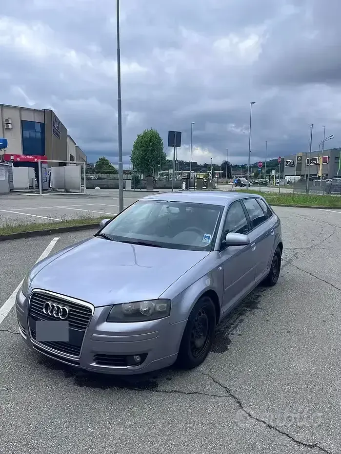 Usata Audi A3 140 CV (102 kW) 2005 Grigio Utilitaria