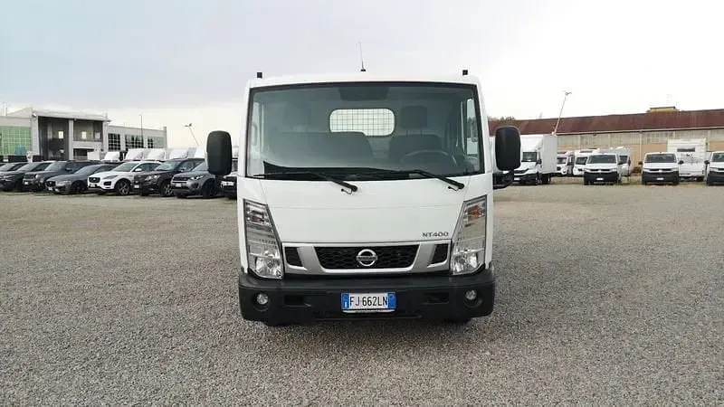 Usata Nissan Cabstar 131 CV (96 kW) 2017 Bianco Pick-up