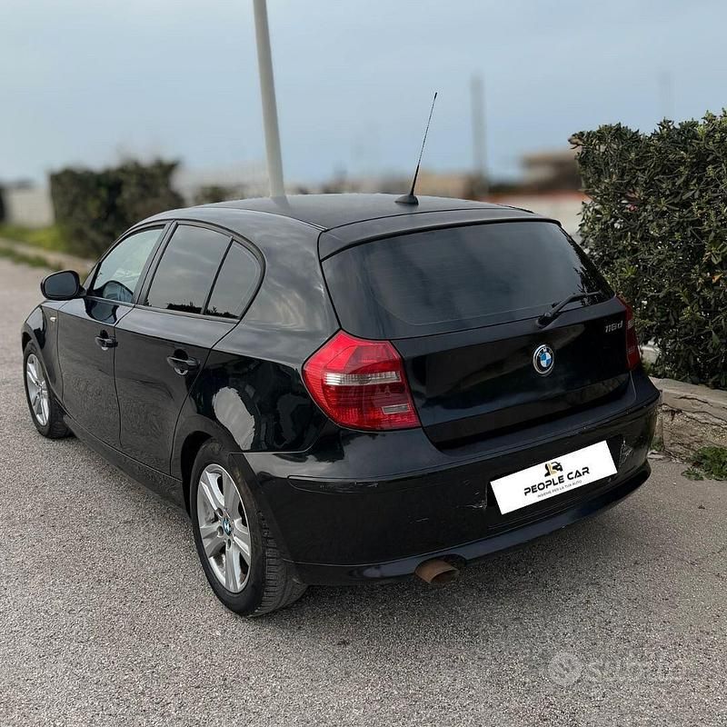 Usata BMW 116 Efficient Dynamics 116 CV (85 kW) 2010 Nero Utilitaria