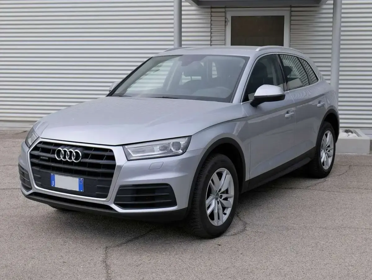 Usata Audi Q5 Business 190 CV (139 kW) 2018 Argento SUV