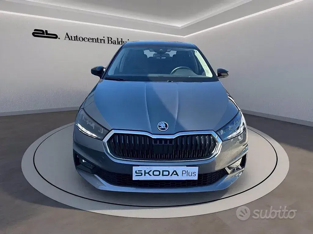 Usata Skoda Fabia 95 CV (69 kW) 2025 Grigio Utilitaria