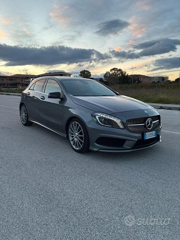 Usata Mercedes A200 Premium 156 CV (114 kW) 2014 Grigio Coupé