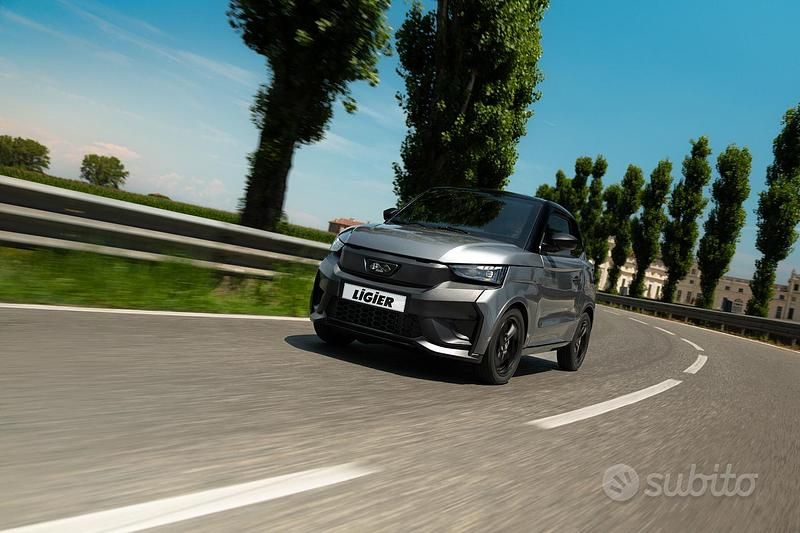 Nero Nuova 2025 Ligier JS50 Due volumi | 16.490 € (Cara) - Immagine 1/4