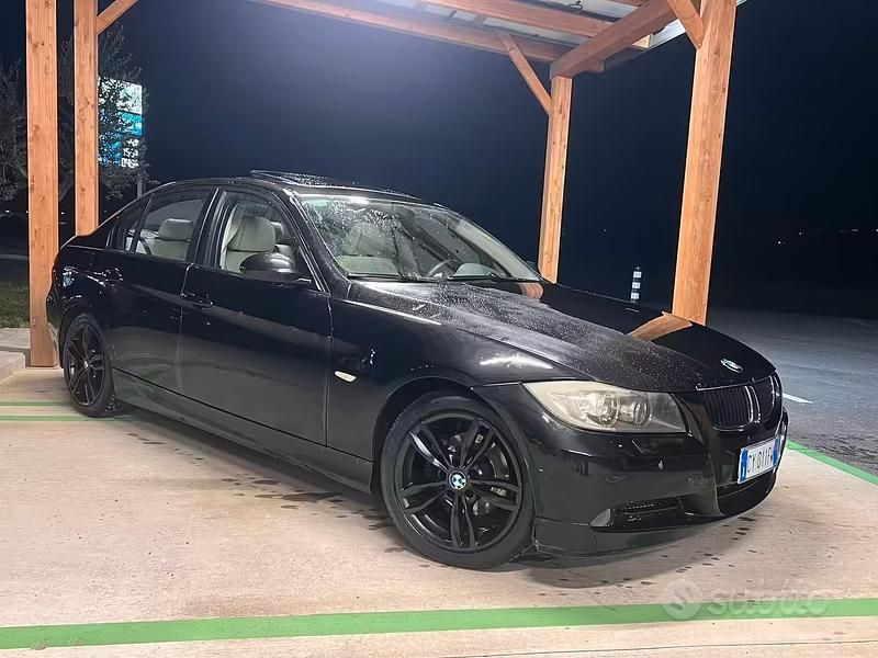 Usata BMW 320 Sport Line 2007 Berlina