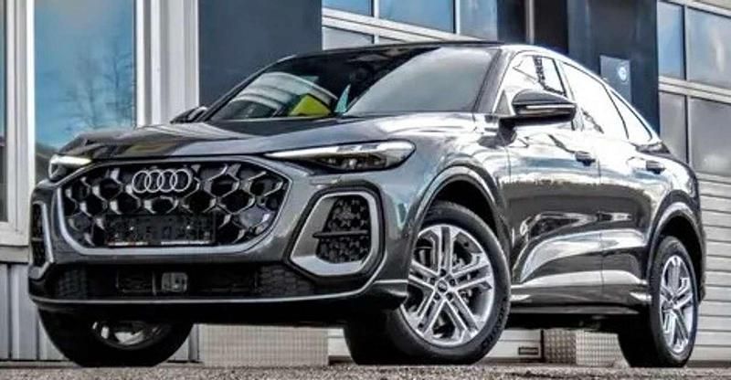 Nuova Audi Q5 Sportback S-Line 204 CV (150 kW) 2025 Grigio daytona effetto perla SUV