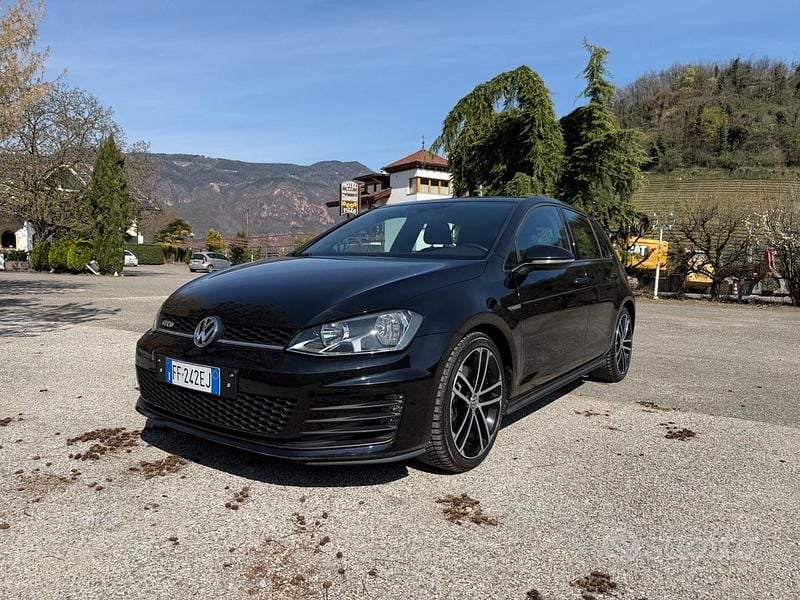 Usata VW Golf VII GTD 184 CV (135 kW) 2016 Nero Berlina