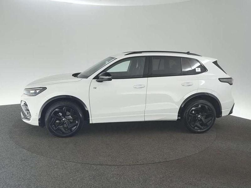 Usata VW Tiguan R-line Plus 150 CV (110 kW) 2024 Bianco SUV