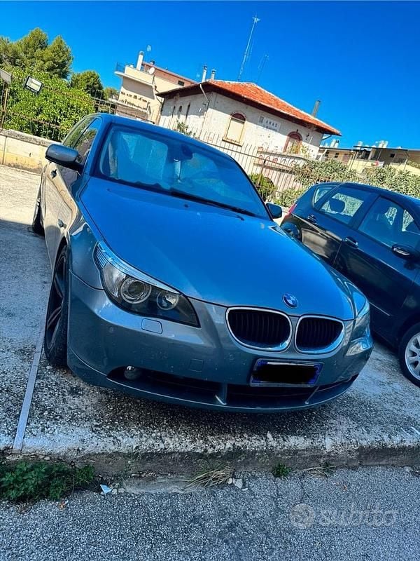 Usata BMW 525 176 CV (129 kW) 2005 Grigio Station wagon