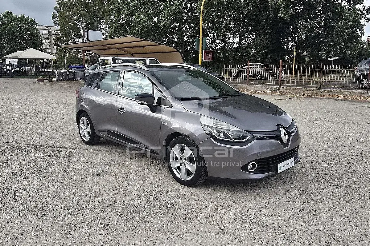 Usata Renault Clio 90 CV (66 kW) 2015 Grigio Station wagon