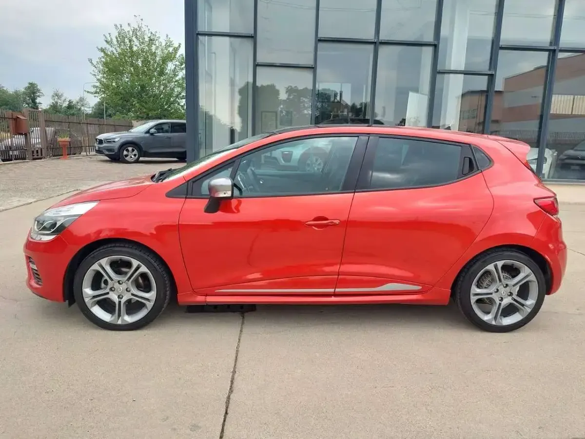 Usata Renault Clio IV GT 120 CV (88 kW) 2016 Rosso passion/ rouge flamme Berlina