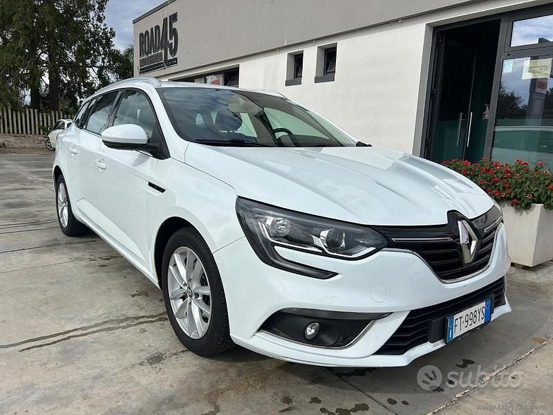 Usata Renault Mégane GrandTour Intens 116 CV (85 kW) 2019 Bianco Station wagon