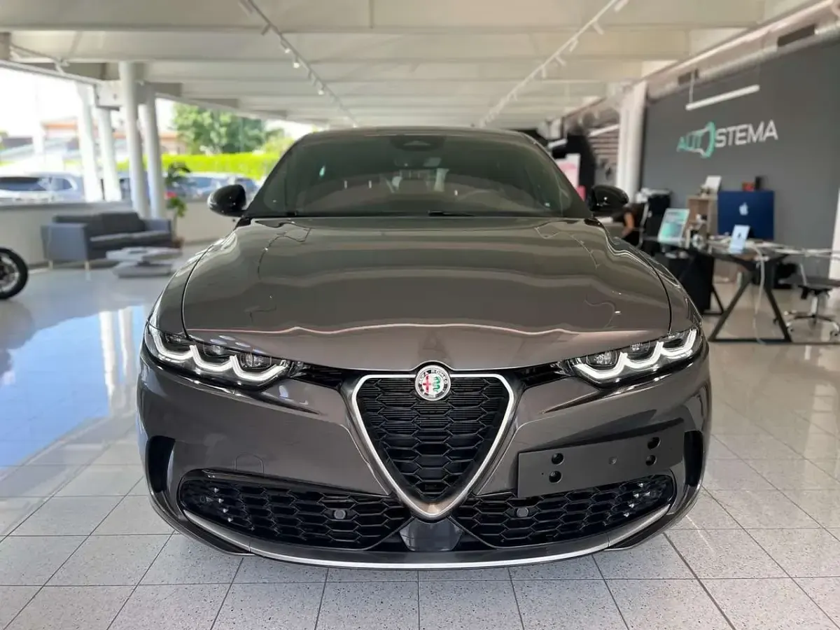Usata Alfa Romeo Tonale Ti 180 CV (132 kW) 2022 Grigio SUV