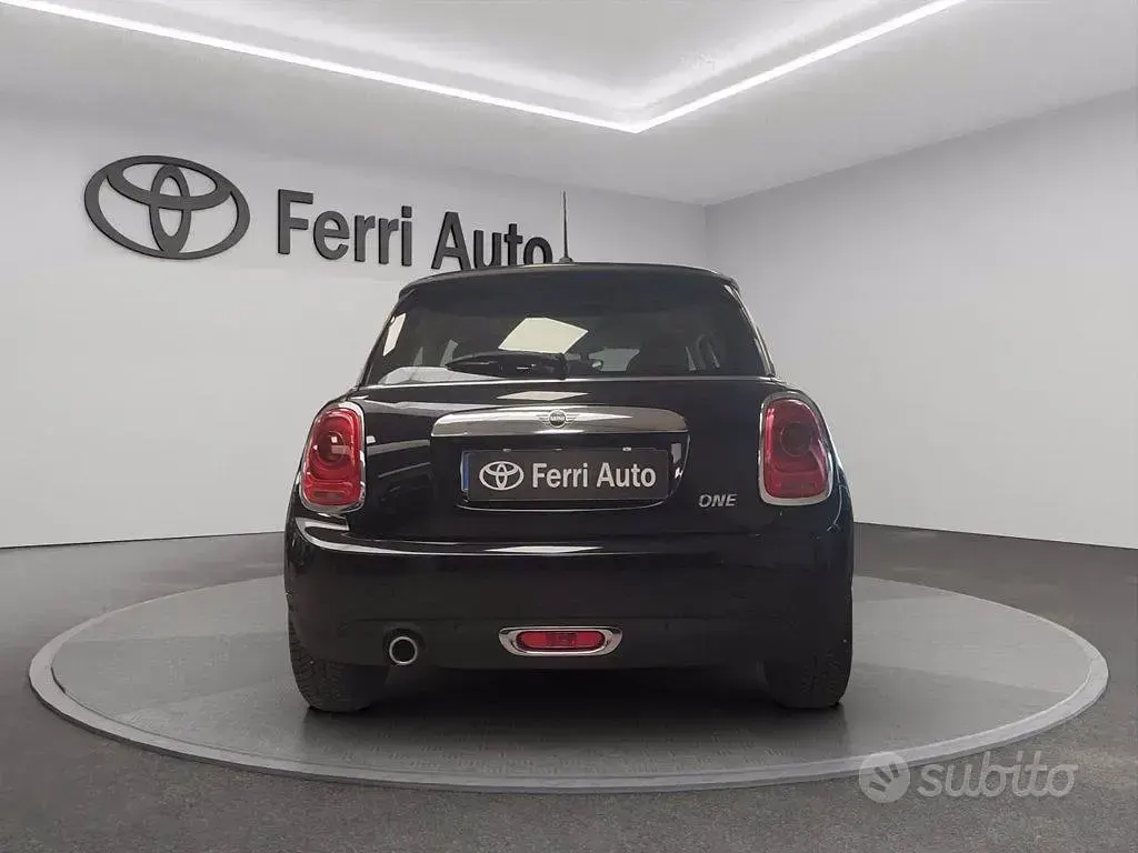 Occasion Mini ONE 102 ch (75 kW) 2019 Noir Citadine