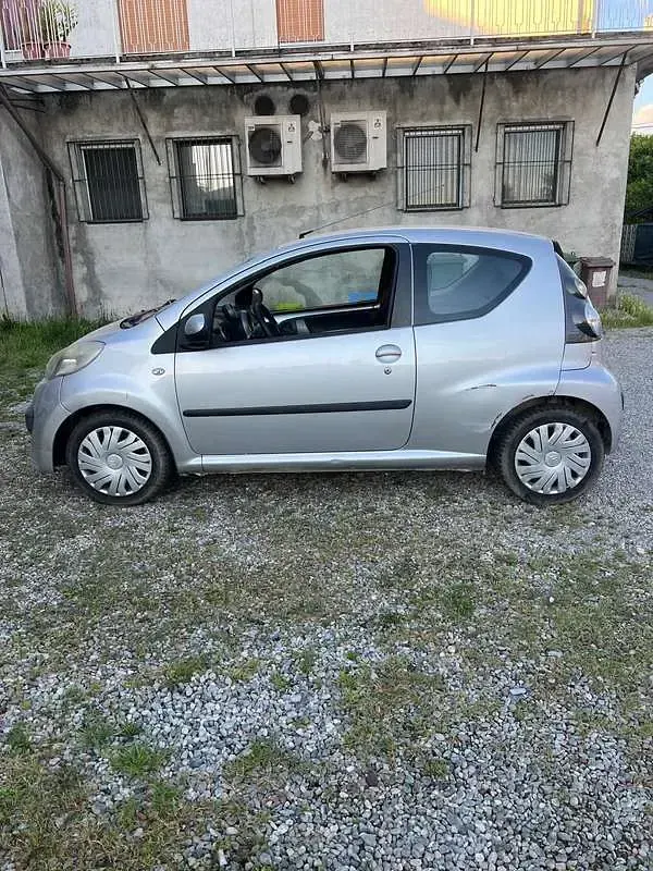 Begagnad Citroën C1 68 HK (50 kW) 2008 Svart Halvkombi