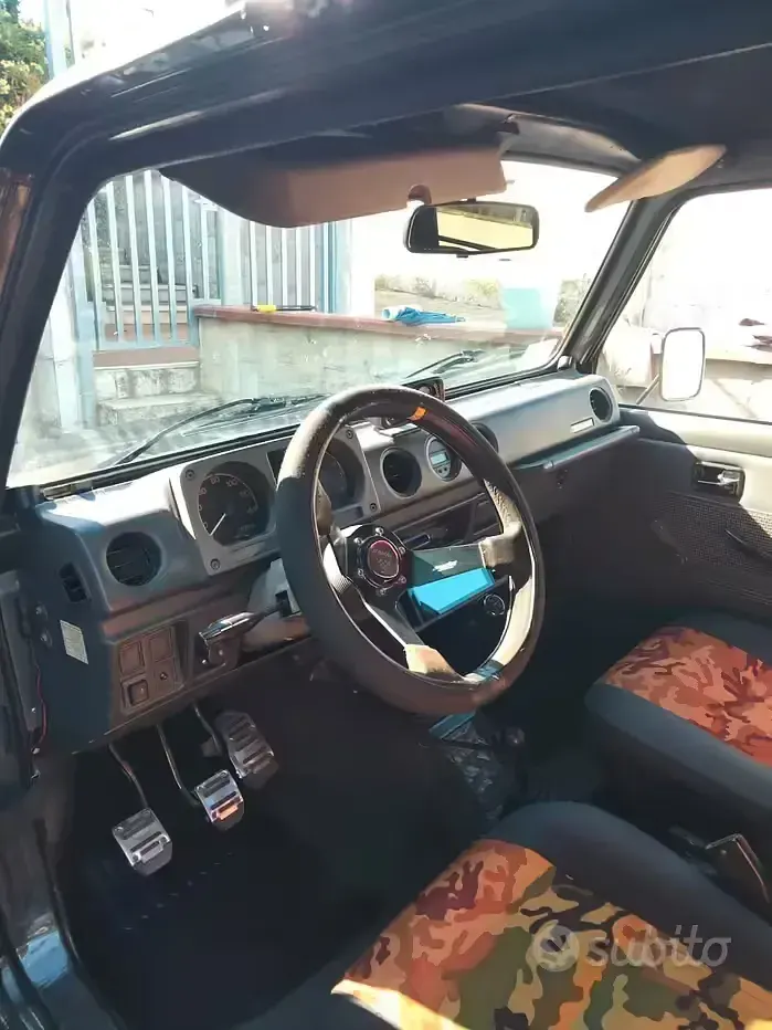 Usata Suzuki Samurai 64 CV (47 kW) 1986 Grigio SUV