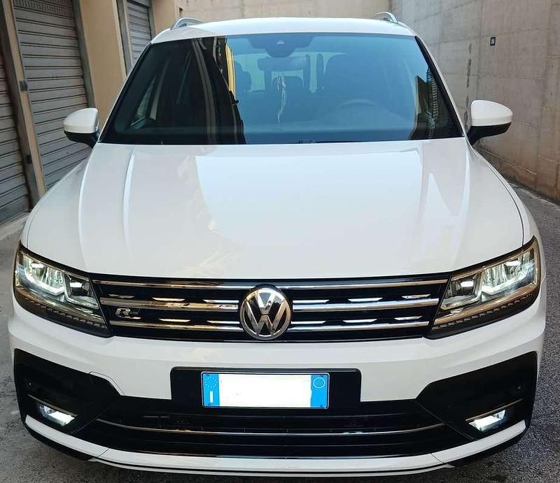 Usata VW Tiguan Sportline 116 CV (85 kW) 2019 Bianco SUV