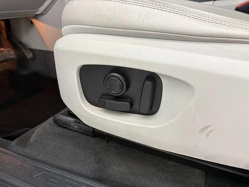 Usata Land Rover Discovery 4 HSE 180 CV (132 kW) 2016 Grigio SUV