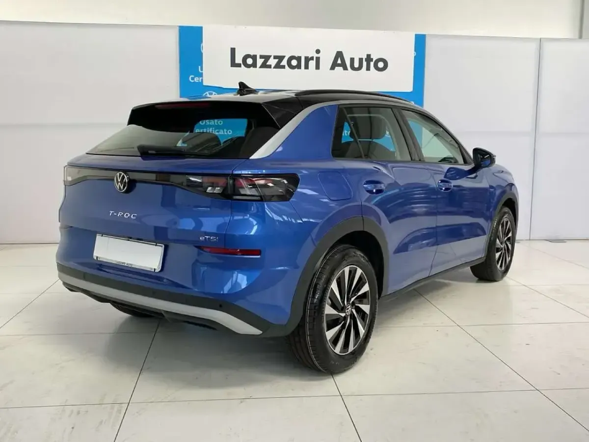 Nuova VW T-Roc Style 116 CV (85 kW) 2026 Blu/azzurro SUV