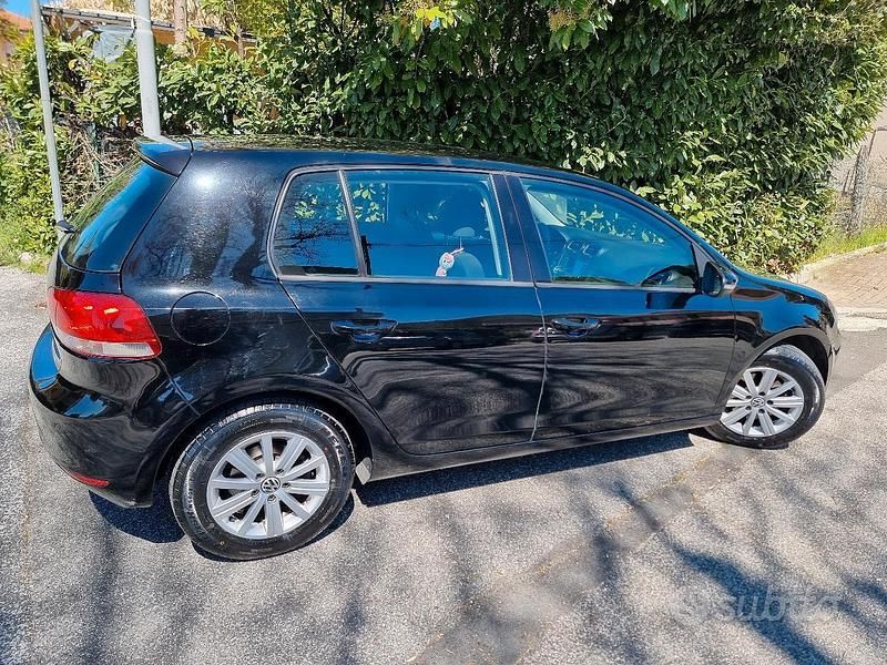 Usata VW Golf VII 105 CV (77 kW) 2012 Nero Berlina