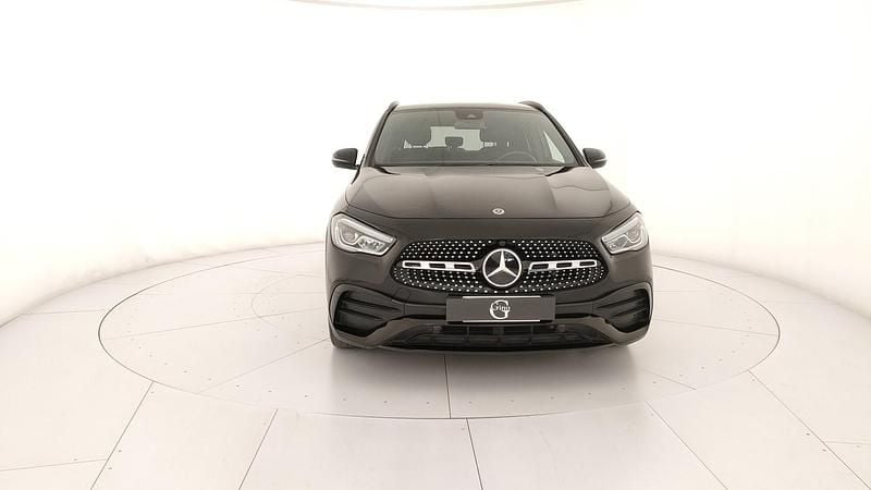 Usado Mercedes GLA180 Premium 116 CV (85 kW) 2023 Negro SUV
