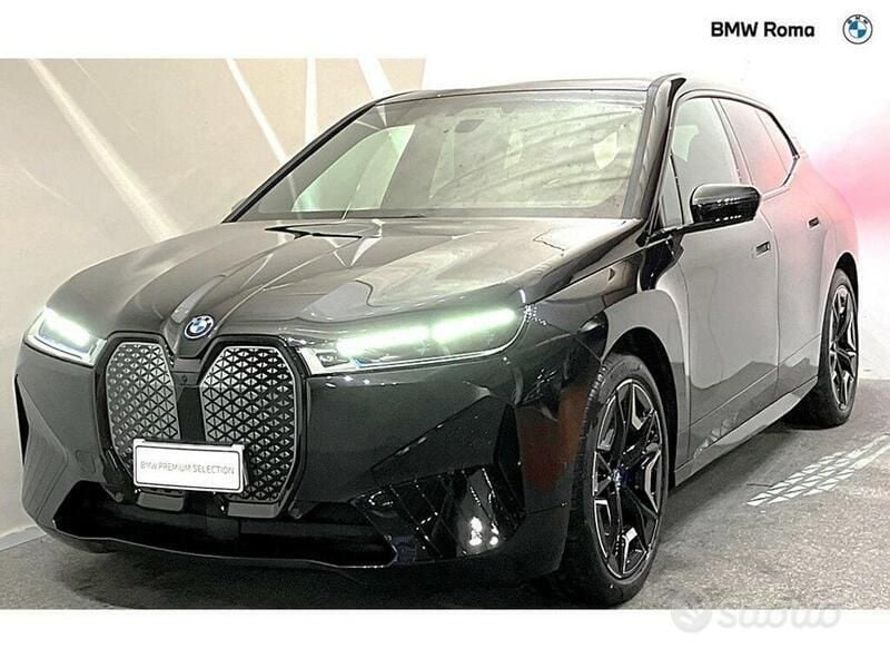 Black sapphire metallizzato Usata 2024 BMW iX Comfort Edition SUV | 67.790 € - Immagine 1/3