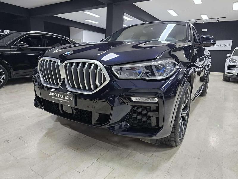 Begagnad BMW X6 M Sport 286 HK (210 kW) 2020 Blå SUV