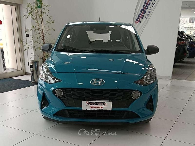 Usata Hyundai i10 67 CV (49 kW) 2021 Azzuro Utilitaria