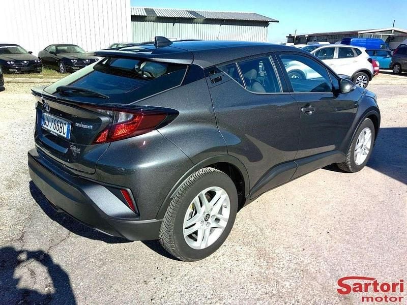Usata Toyota C-HR 98 CV (72 kW) 2020 Grigio SUV