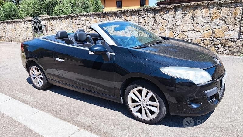 Usata Renault Mégane Cabriolet 110 CV (80 kW) 2011 Nero Cabrio