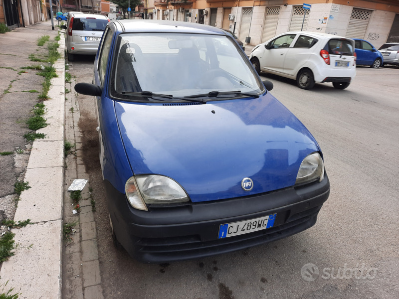 Usato 2003 Fiat 600 Benzin (800 €)
