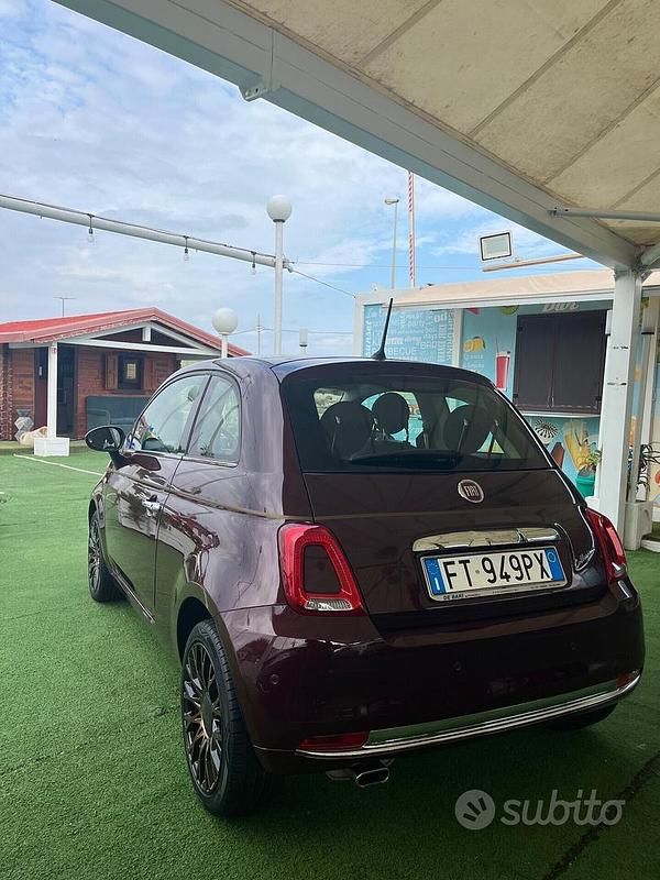 Usata Fiat 500 Collezione 69 CV (50 kW) 2019 Viola Berlina