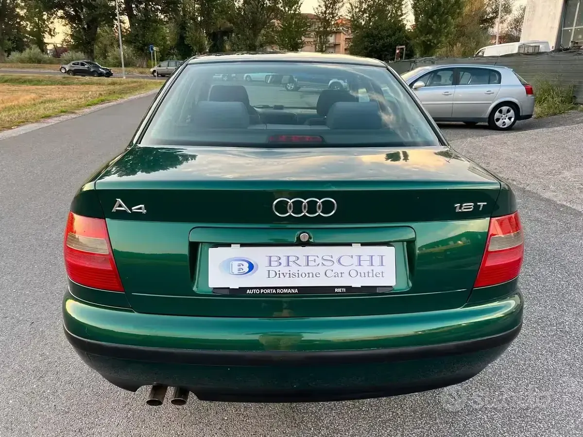 Usata Audi A4 150 CV (110 kW) 1997 Verde Berlina