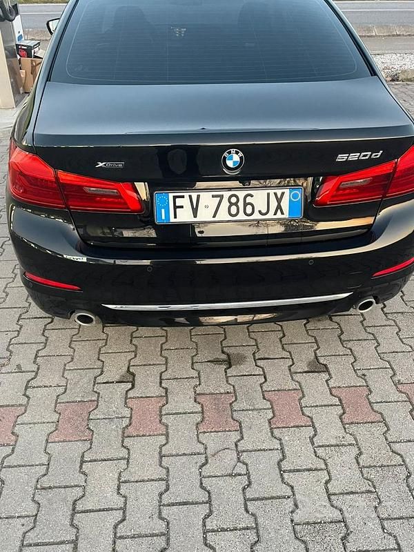 Usata BMW 520 Comfort Edition 190 CV (139 kW) 2018 Nero Berlina