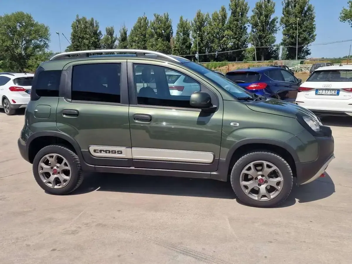 Usata Fiat Panda Cross Cross 80 CV (58 kW) 2015 Verde Utilitaria