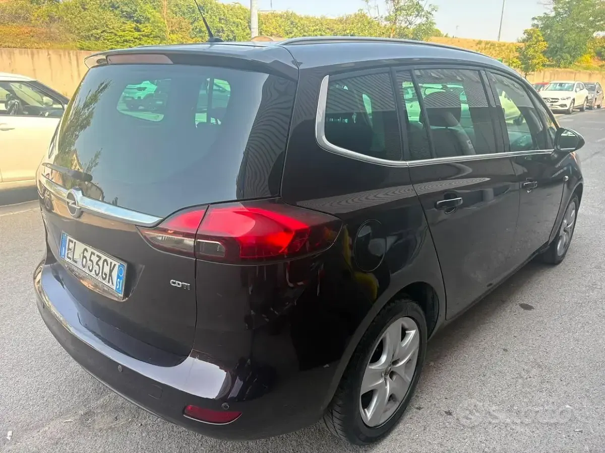 Usata Opel Zafira Tourer 131 CV (96 kW) 2012 Bluazzurro Monovolume