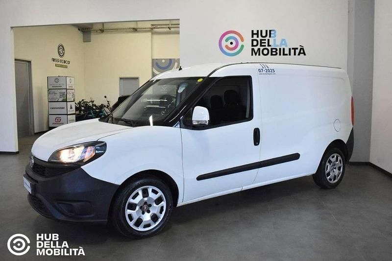 Usata Fiat Doblò 105 CV (77 kW) 2019 Bianco Monovolume