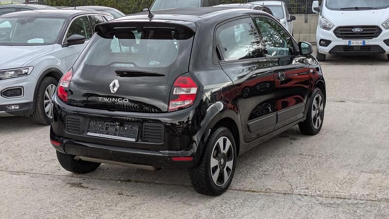 Usata Renault Twingo 71 CV (52 kW) 2018 Nero Utilitaria