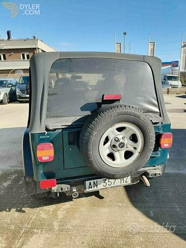 Usata Jeep Wrangler 118 CV (86 kW) 1997 SUV