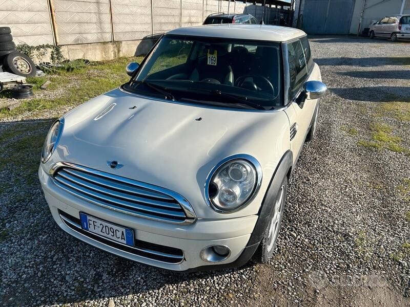 Beige Usata 2008 Mini Cooper D Utilitaria | 3090 € (Buon prezzo) - Immagine 1/4