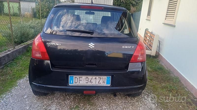 Usata Suzuki Swift 2005 Utilitaria