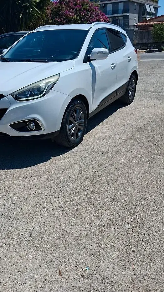 Usata Hyundai ix35 Xpossible 115 CV (84 kW) 2014 Bianco SUV