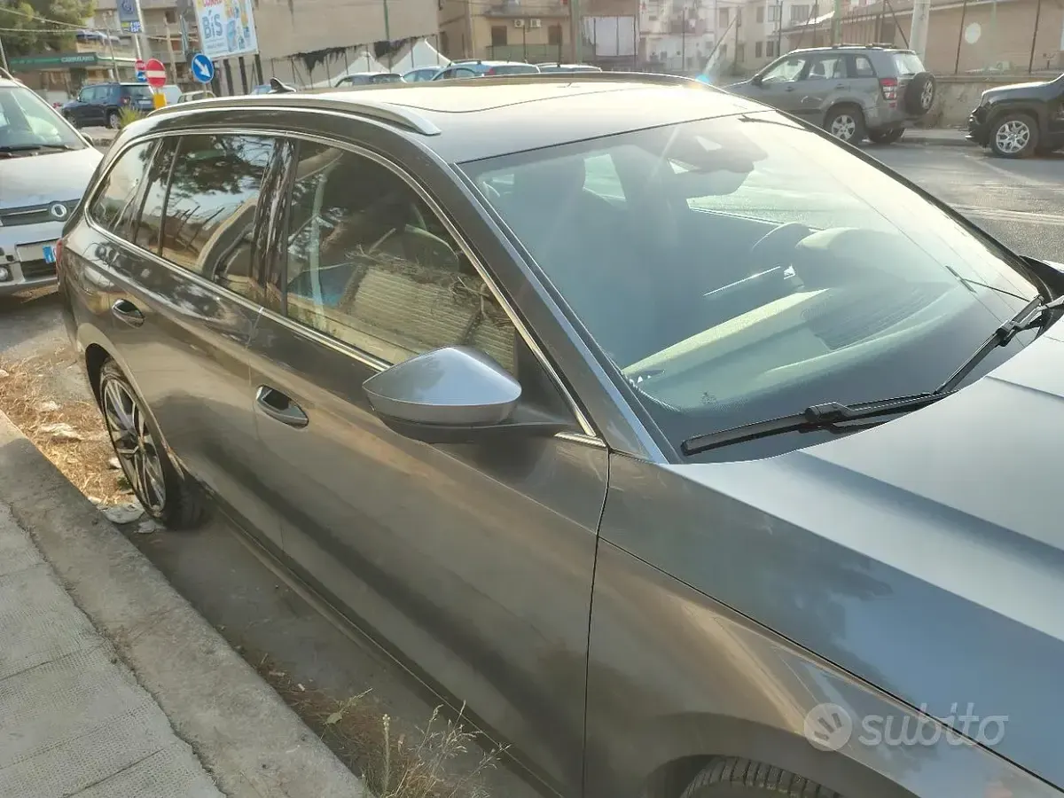 Usata Skoda Octavia 116 CV (85 kW) 2024 Grigio Station wagon