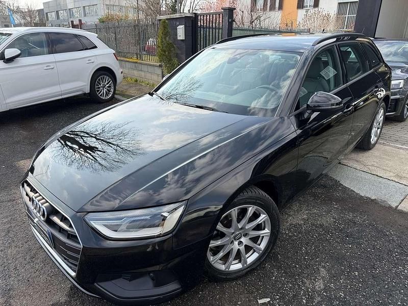Usata Audi A4 Advanced 163 CV (119 kW) 2020 Nero Station wagon