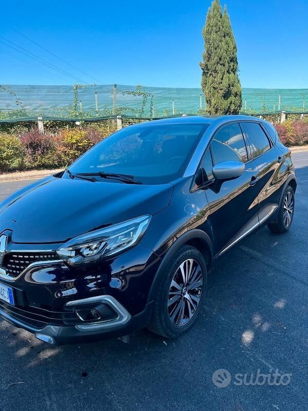 Usata Renault Captur Initiale Paris 110 CV (80 kW) 2018 Nero SUV
