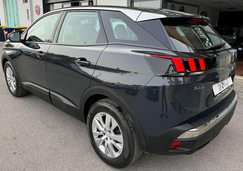 Usata Peugeot 3008 Business-Line 120 CV (88 kW) 2017 Grigio SUV