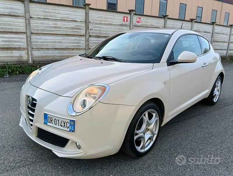 Usata Alfa Romeo MiTo Distinctive 120 CV (88 kW) 2008 Bianco Utilitaria