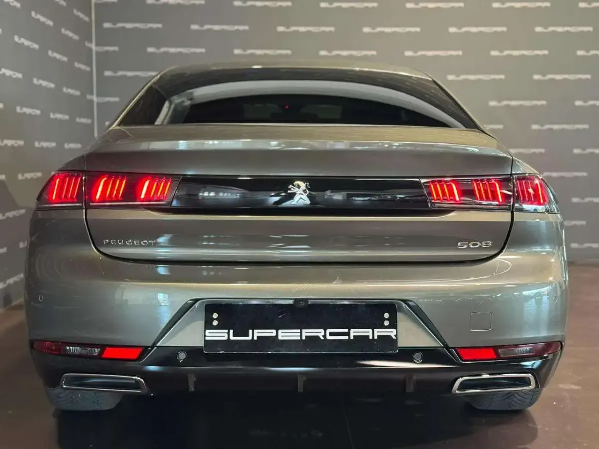Usata Peugeot 508 GT-line 131 CV (96 kW) 2019 Grigio scuro Berlina