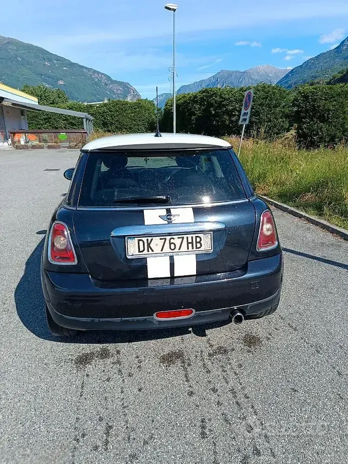 Usata Mini Cooper 120 CV (88 kW) 2007 Nero Utilitaria